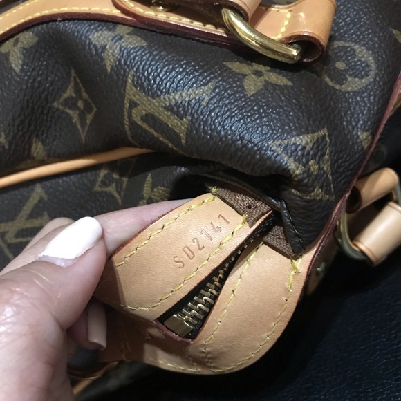 Louis Vuitton classic shoulder bag - Picture 6 of 7